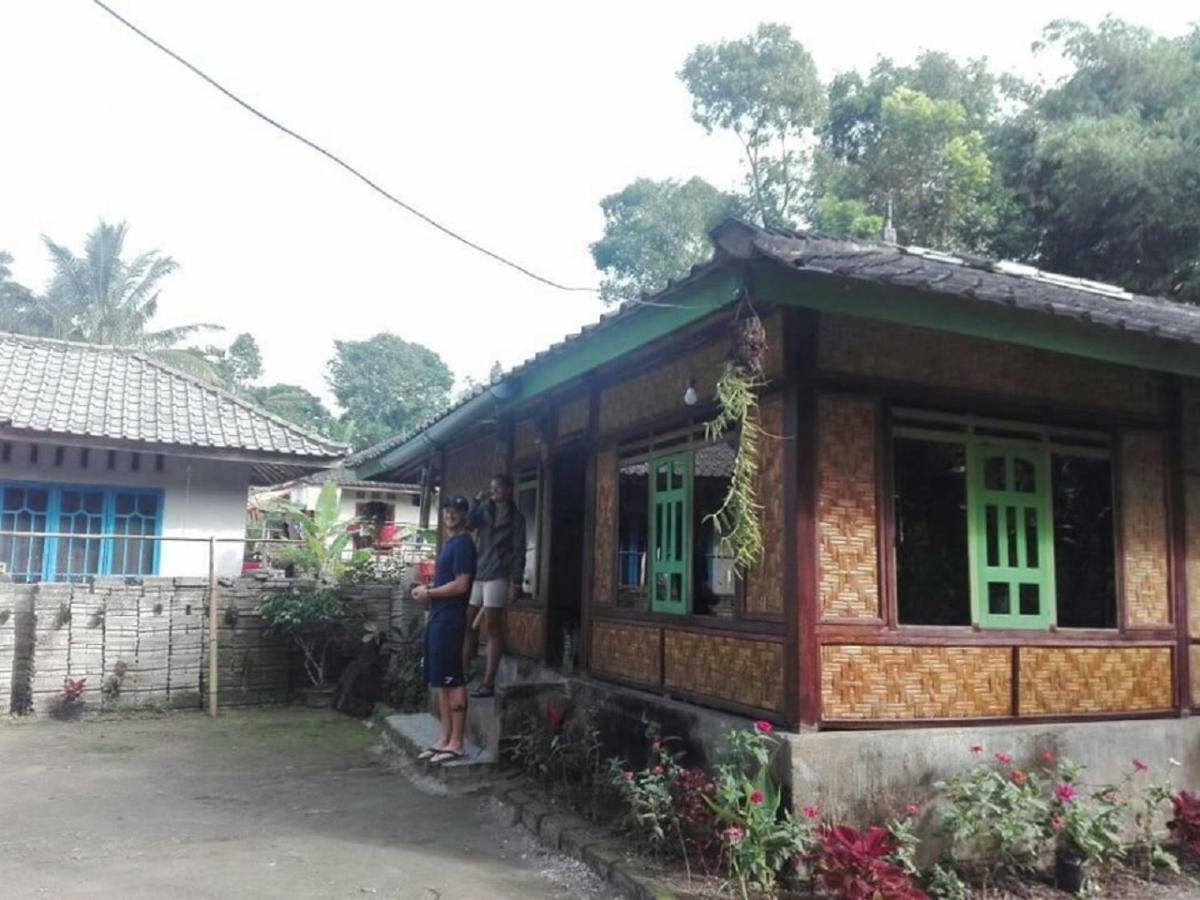Tereng Wilis Jungle Inn Tetebatu Exterior foto