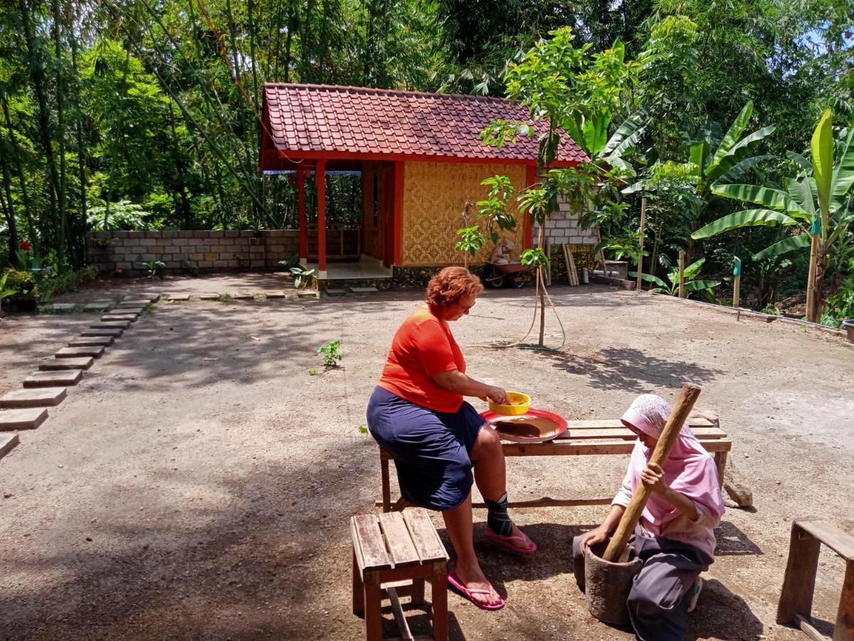 Tereng Wilis Jungle Inn Tetebatu Exterior foto